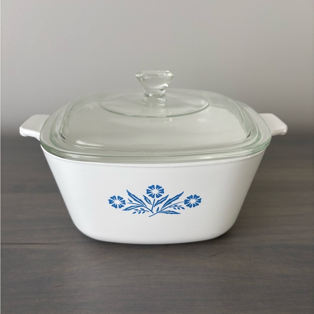 Vintage Corning Ware Blue Cornflower 1 3/4 Quart Casserole With Lid P-1 3/4-B